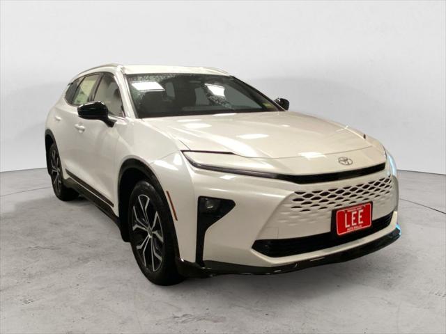 2025 Toyota Crown Signia XLE