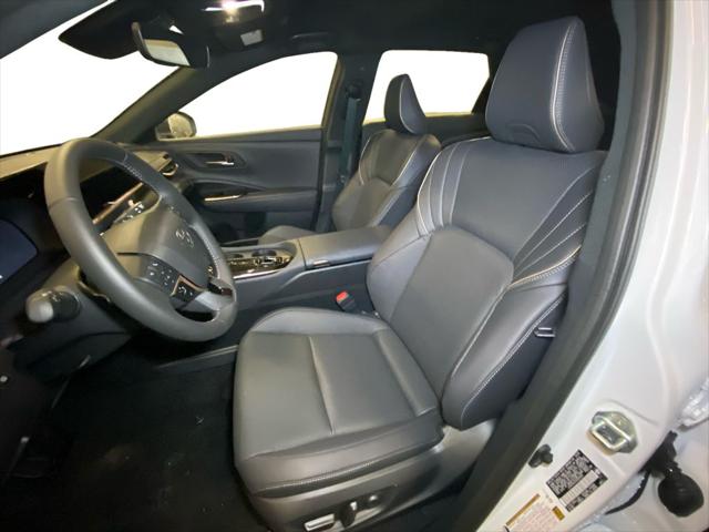2025 Toyota Crown Signia XLE