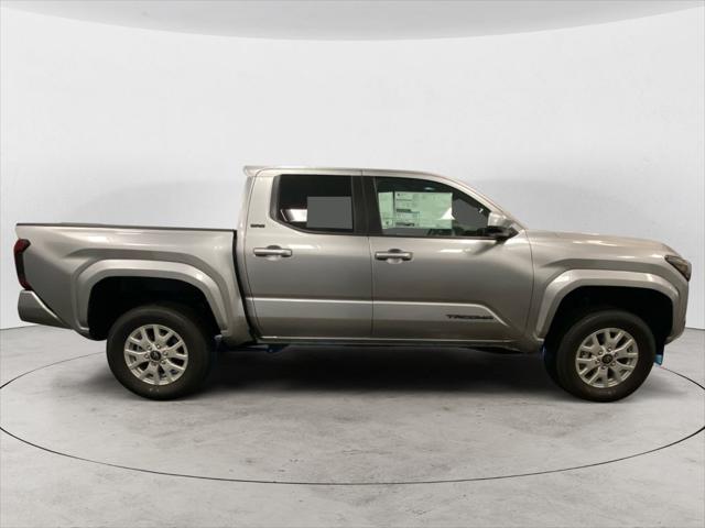 2025 Toyota Tacoma SR5 4WD