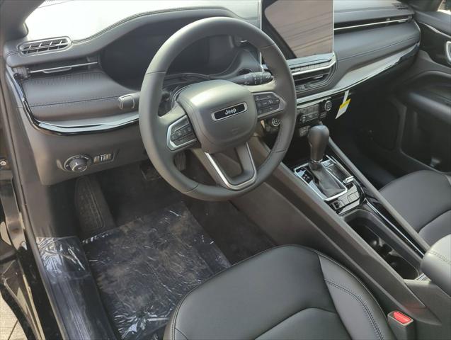 2025 Jeep Compass COMPASS LIMITED 4X4