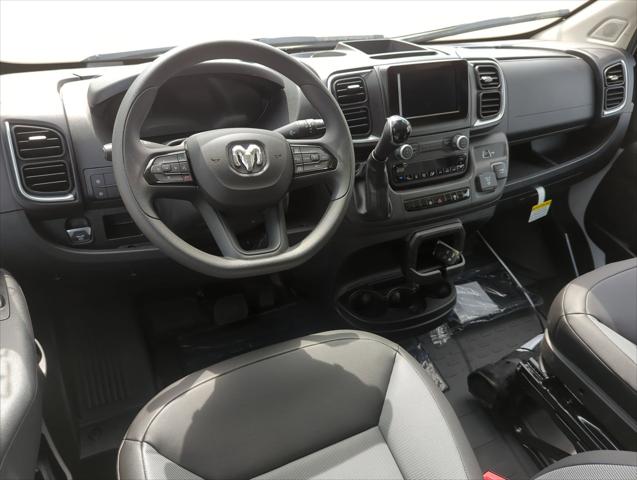 2025 RAM Ram ProMaster RAM PROMASTER 1500 SLT CARGO VAN LOW ROOF 136 WB