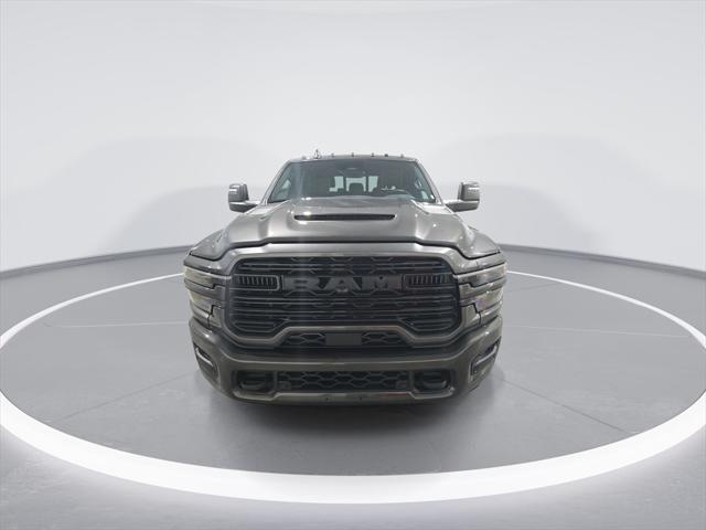2025 RAM Ram 3500 RAM 3500 LARAMIE MEGA CAB 4X4 64 BOX
