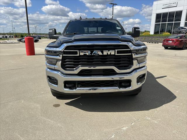 2025 RAM Ram 3500 RAM 3500 BIG HORN CREW CAB 4X4 8 BOX