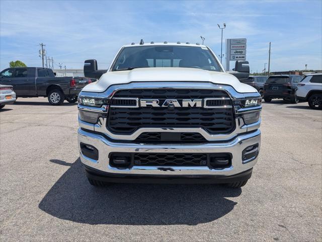 2025 RAM Ram 2500 RAM 2500 TRADESMAN CREW CAB 4X4 64 BOX