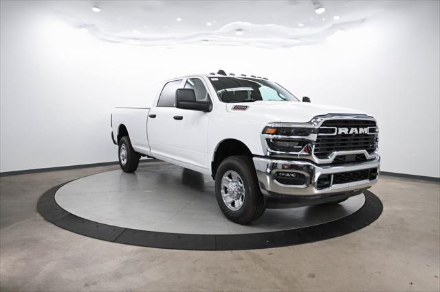2025 RAM Ram 2500 RAM 2500 TRADESMAN CREW CAB 4X4 8 BOX