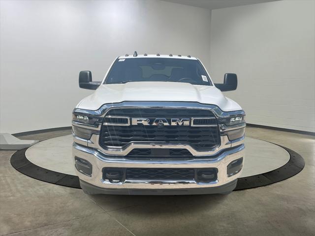 2025 RAM Ram 2500 RAM 2500 TRADESMAN CREW CAB 4X4 8 BOX