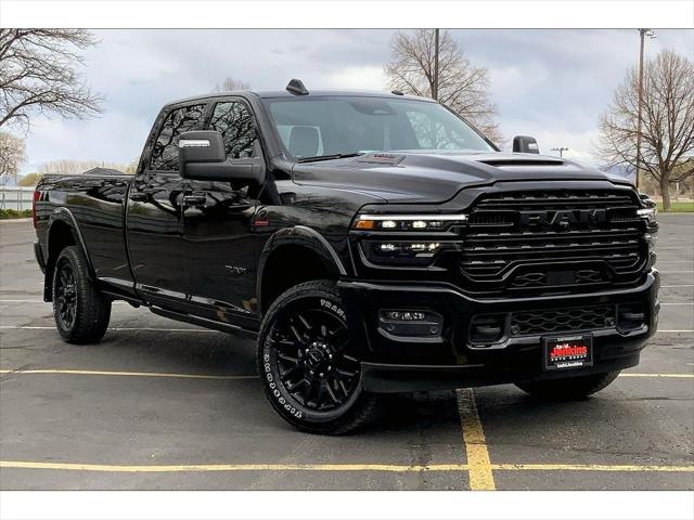 2025 RAM Ram 3500 RAM 3500 LIMITED CREW CAB 4X4 8 BOX 2025 RAM Ram 3500 RAM 3500 LIMITED CREW CAB 4X4 8 BOX