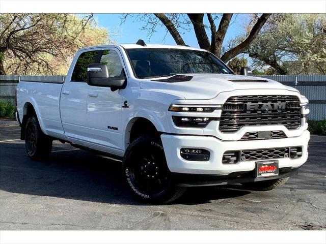 2025 RAM Ram 3500 RAM 3500 LIMITED CREW CAB 4X4 8 BOX 2025 RAM Ram 3500 RAM 3500 LIMITED CREW CAB 4X4 8 BOX