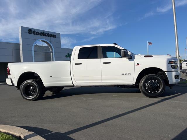 2025 RAM Ram 3500 RAM 3500 BIG HORN CREW CAB 4X4 8 BOX