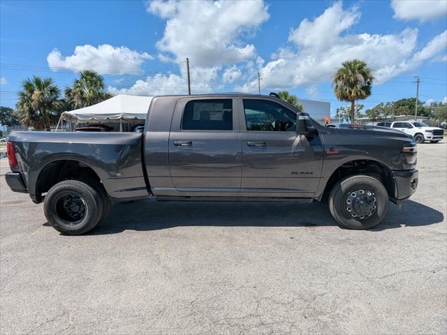 2025 RAM Ram 3500 RAM 3500 LARAMIE MEGA CAB 4X4 64 BOX