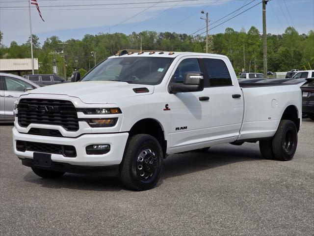 2025 RAM Ram 3500 RAM 3500 BIG HORN CREW CAB 4X4 8 BOX