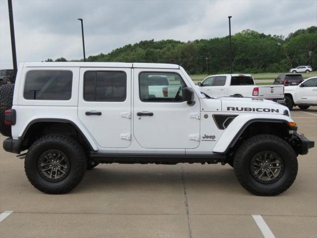 2025 Jeep Wrangler WRANGLER 4-DOOR RUBICON 392