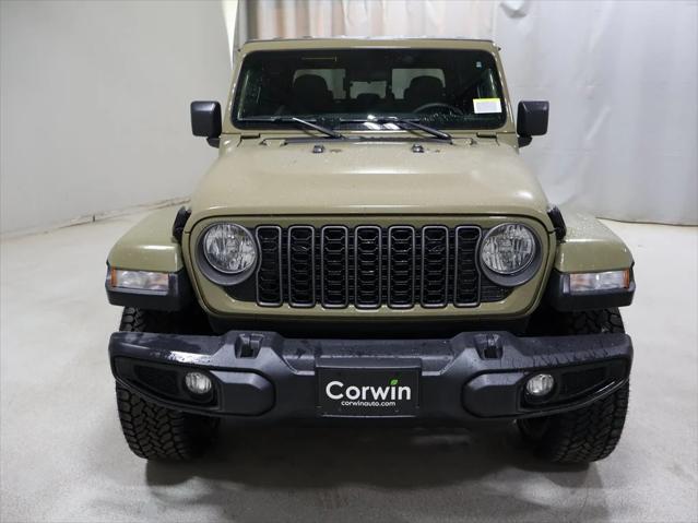 2025 Jeep Gladiator GLADIATOR NIGHTHAWK 4X4