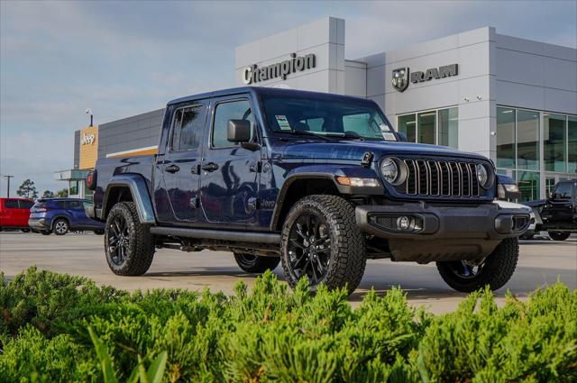 2025 Jeep Gladiator GLADIATOR NIGHTHAWK 4X4