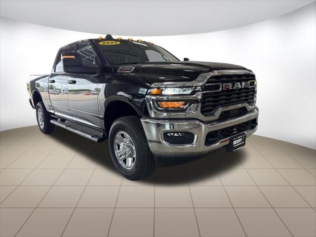 2025 RAM Ram 2500 RAM 2500 TRADESMAN CREW CAB 4X4 64 BOX