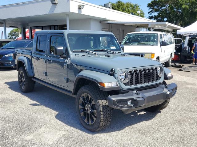 2025 Jeep Gladiator GLADIATOR NIGHTHAWK 4X4