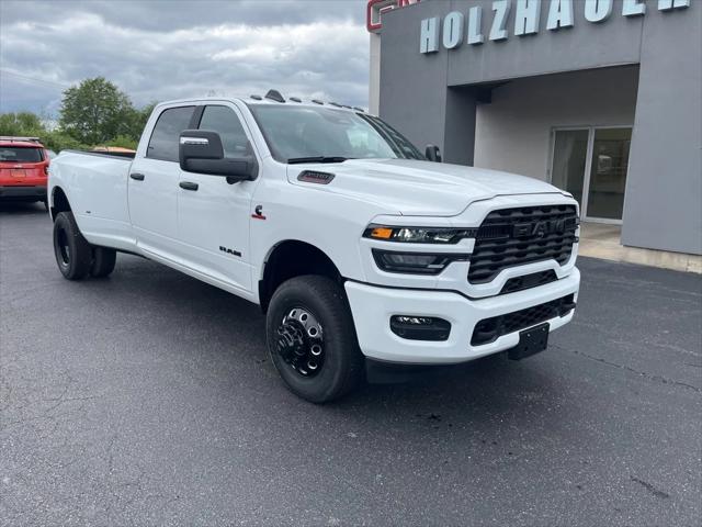2025 RAM Ram 3500 RAM 3500 BIG HORN CREW CAB 4X4 8 BOX