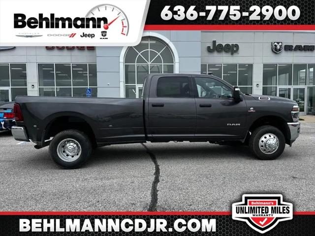 2025 RAM Ram 3500 RAM 3500 BIG HORN CREW CAB 4X4 8 BOX