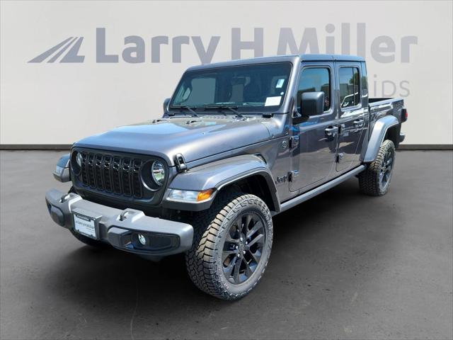 2025 Jeep Gladiator GLADIATOR NIGHTHAWK 4X4 2025 Jeep Gladiator GLADIATOR NIGHTHAWK 4X4