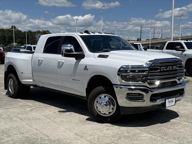 2025 RAM Ram 3500 RAM 3500 LARAMIE MEGA CAB 4X4 64 BOX