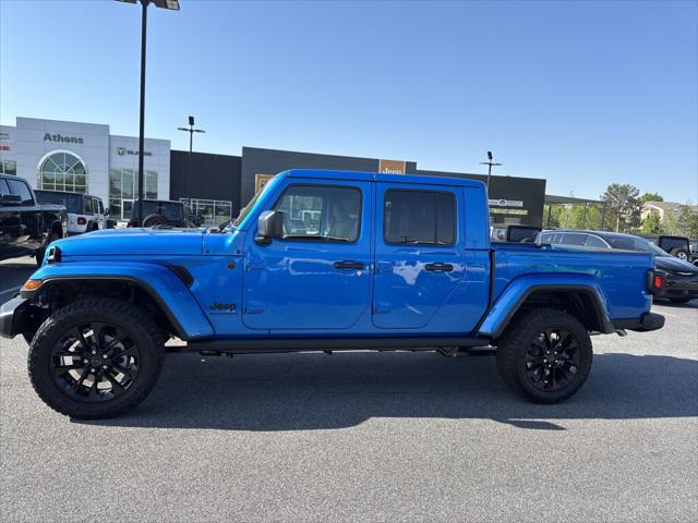 2025 Jeep Gladiator GLADIATOR NIGHTHAWK 4X4