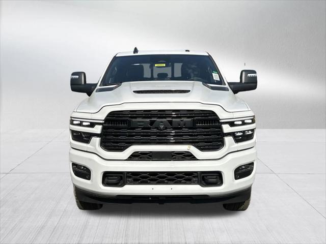 2025 RAM Ram 2500 RAM 2500 LIMITED CREW CAB 4X4 8 BOX