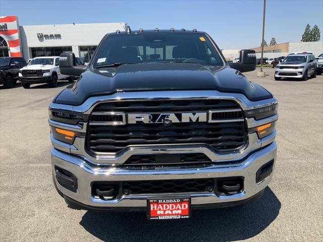 2025 RAM Ram 3500 RAM 3500 BIG HORN CREW CAB 4X4 8 BOX