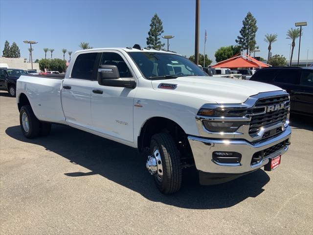 2025 RAM Ram 3500 RAM 3500 BIG HORN CREW CAB 4X4 8 BOX
