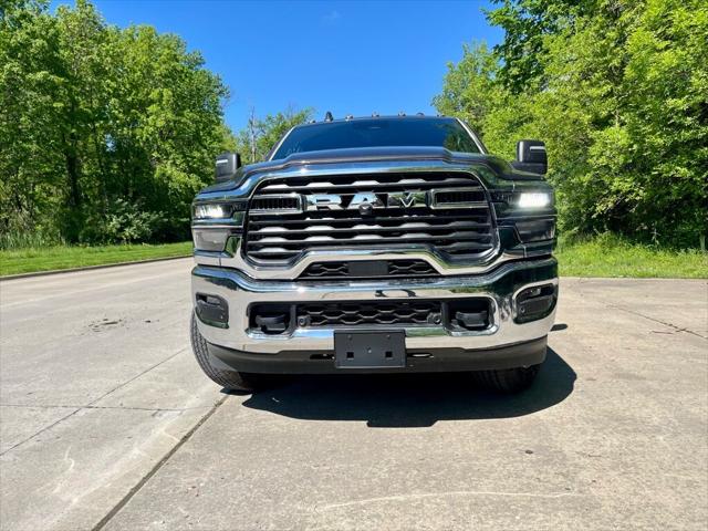 2025 RAM Ram 2500 RAM 2500 TRADESMAN CREW CAB 4X4 64 BOX