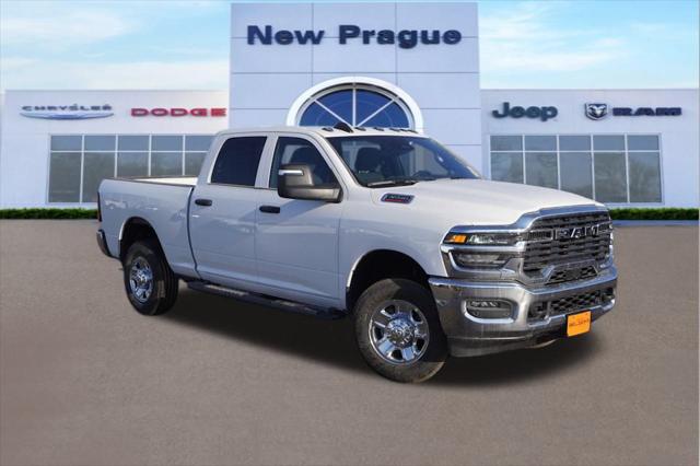 2025 RAM Ram 3500 RAM 3500 TRADESMAN CREW CAB 4X4 64 BOX