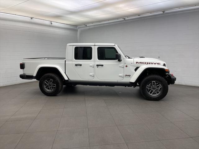2025 Jeep Gladiator GLADIATOR MOJAVE X 4X4