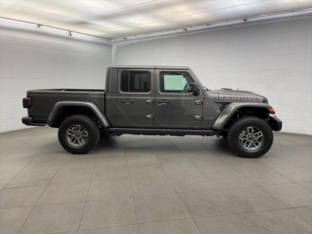 2025 Jeep Gladiator GLADIATOR MOJAVE X 4X4