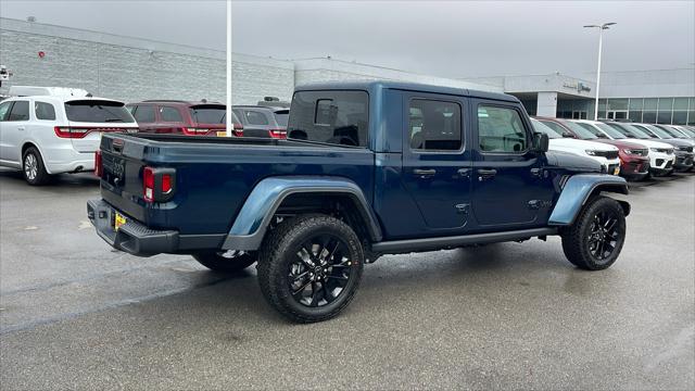 2025 Jeep Gladiator GLADIATOR NIGHTHAWK 4X4