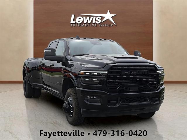 2025 RAM Ram 3500 RAM 3500 LIMITED CREW CAB 4X4 8 BOX