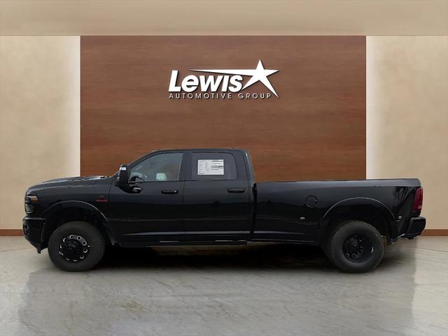 2025 RAM Ram 3500 RAM 3500 LIMITED CREW CAB 4X4 8 BOX