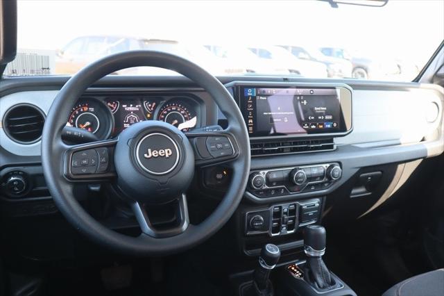2025 Jeep Gladiator GLADIATOR NIGHTHAWK 4X4