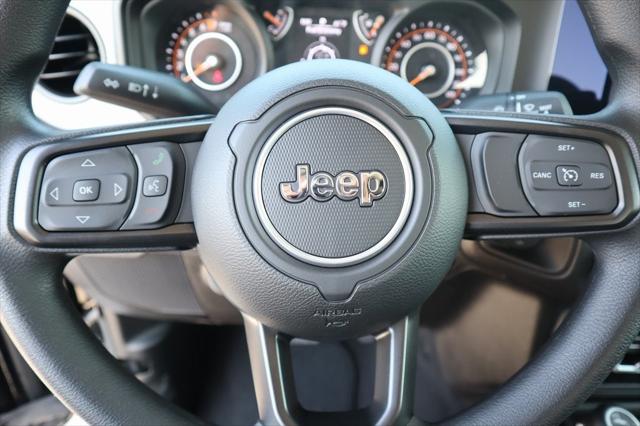 2025 Jeep Gladiator GLADIATOR NIGHTHAWK 4X4