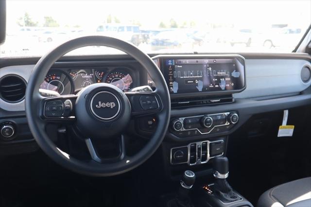 2025 Jeep Gladiator GLADIATOR NIGHTHAWK 4X4