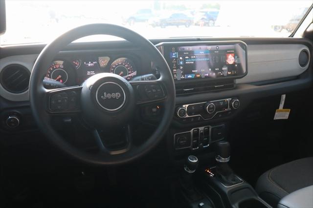 2025 Jeep Gladiator GLADIATOR NIGHTHAWK 4X4