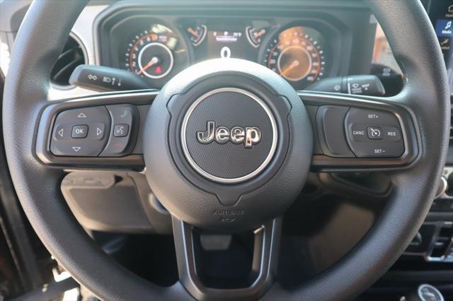 2025 Jeep Gladiator GLADIATOR NIGHTHAWK 4X4