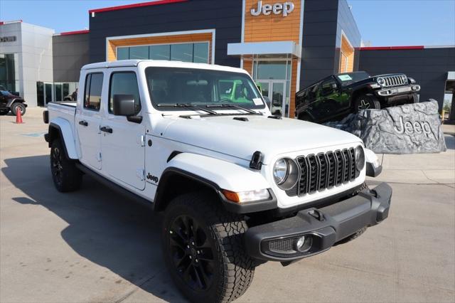 2025 Jeep Gladiator GLADIATOR NIGHTHAWK 4X4