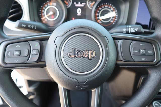 2025 Jeep Gladiator GLADIATOR NIGHTHAWK 4X4