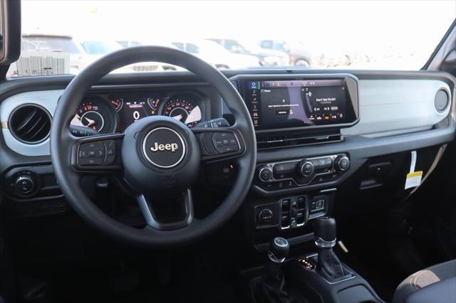 2025 Jeep Gladiator GLADIATOR NIGHTHAWK 4X4