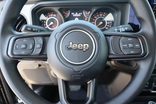 2025 Jeep Gladiator GLADIATOR NIGHTHAWK 4X4