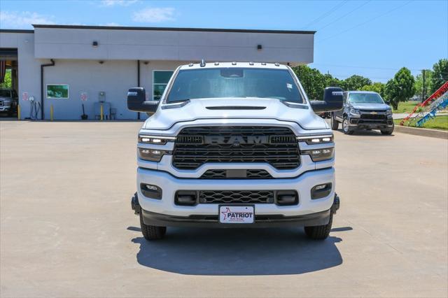2025 RAM Ram 3500 RAM 3500 LARAMIE CREW CAB 4X4 8 BOX