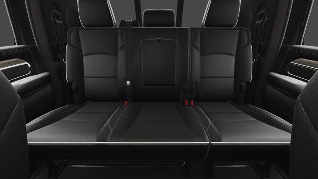 2025 RAM Ram 3500 RAM 3500 LARAMIE MEGA CAB 4X4 64 BOX