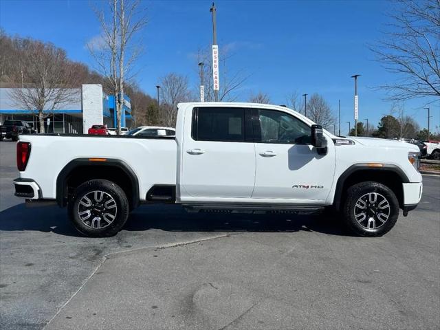 2022 GMC Sierra 2500HD 4WD Crew Cab Standard Bed AT4