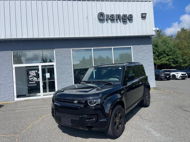 2024 Land Rover Defender 110 P400 X-Dynamic SE