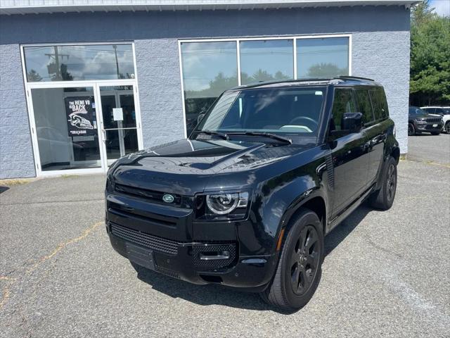 2024 Land Rover Defender 110 P400 X-Dynamic SE