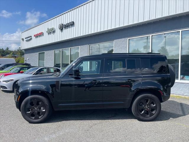 2024 Land Rover Defender 110 P400 X-Dynamic SE
